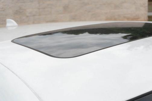 Platinum White Pearl 2023 Honda HR-V EX-L