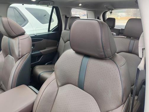 2023 Honda Pilot AWD Elite