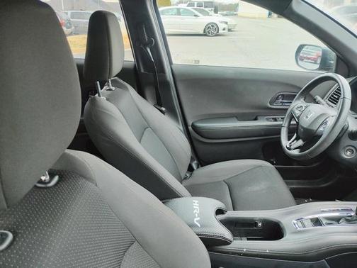 2021 Honda HR-V 2WD Sport