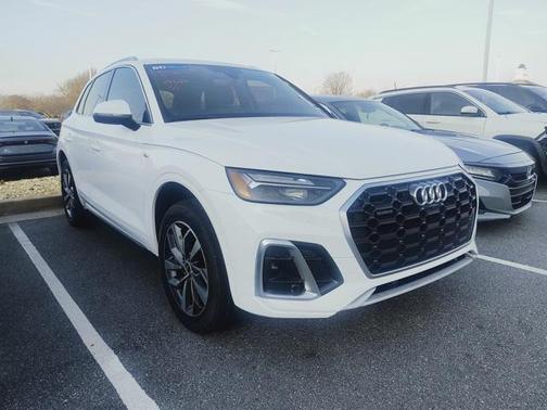 2022 Audi Q5 45 S line Premium Plus