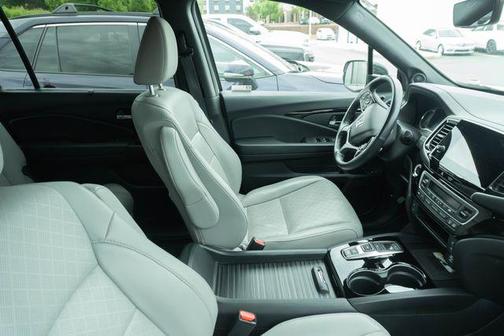 Platinum White Pearl 2021 Honda Passport AWD Elite