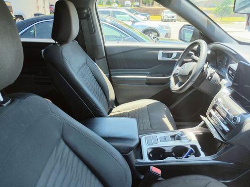 Agate Black Metallic 2020 Ford Explorer XLT