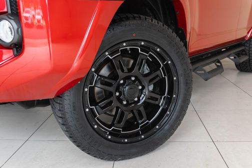 Barcelona Red Metallic 2018 Toyota 4Runner SR5 Premium