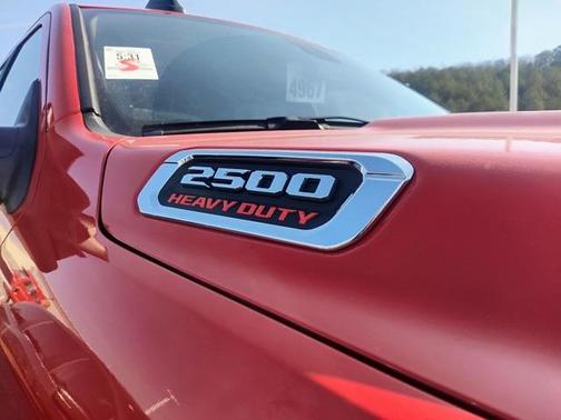 2024 RAM 2500 Big Horn Crew Cab 4x4 6'4' Box