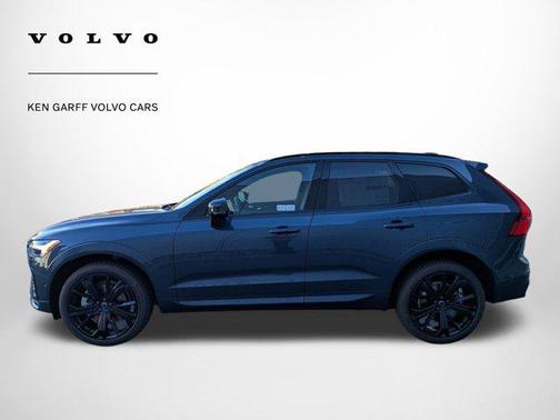 2026 Volvo XC60 B5 Ultra Black Edition