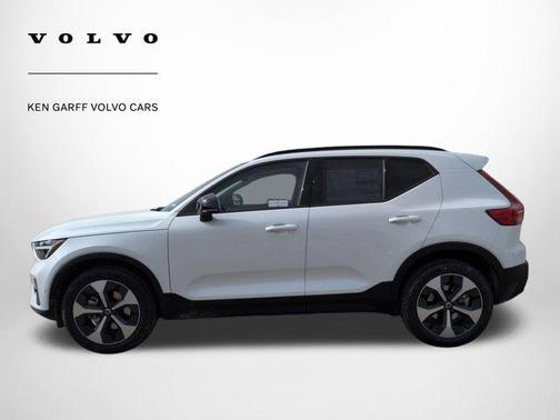 Crystal White 2026 Volvo XC40 Plus, B5 AWD Gas (mild hybrid), Dark