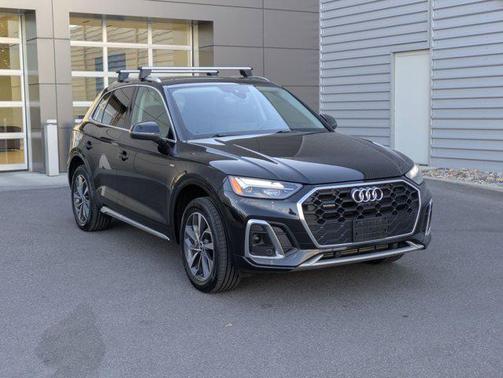 2023 Audi Q5 45 S line Premium Plus