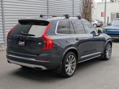 2021 Volvo XC90 Recharge Plug-In Hybrid T8 Inscription Expression 7 Passenger