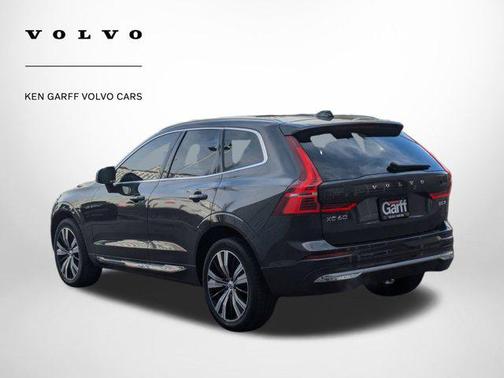 2022 Volvo XC60 B5 Inscription