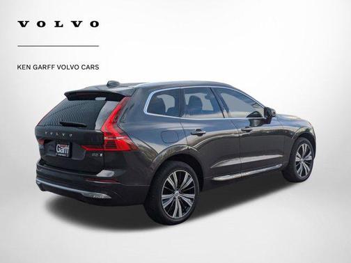 2022 Volvo XC60 B5 Inscription
