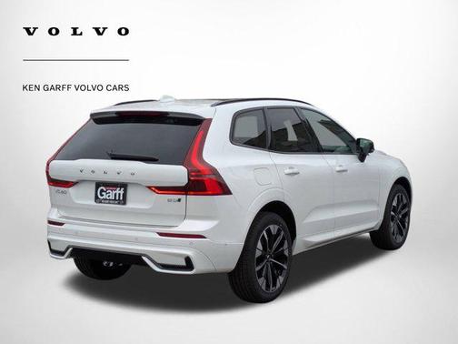 2026 Volvo XC60 B5 Plus