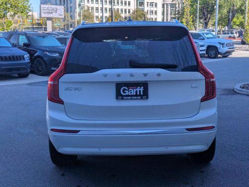 Crystal White Metallic 2024 Volvo XC90 Recharge Plug-In Hybrid T8 Plus Bright Theme 7-Seater