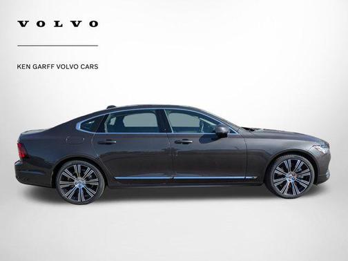 2025 Volvo S90 B6 Plus