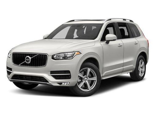 Bright Silver Metallic 2018 Volvo XC90 T6 Momentum