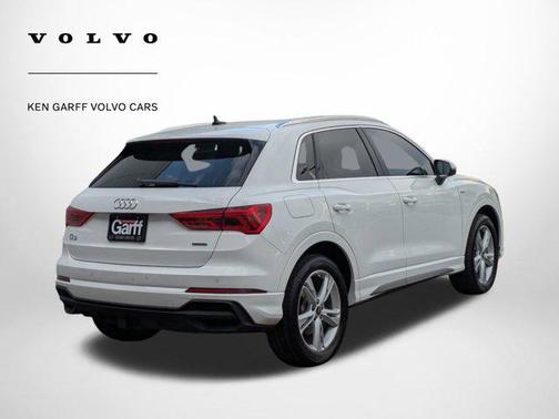 2023 Audi Q3 45 S line Premium Plus