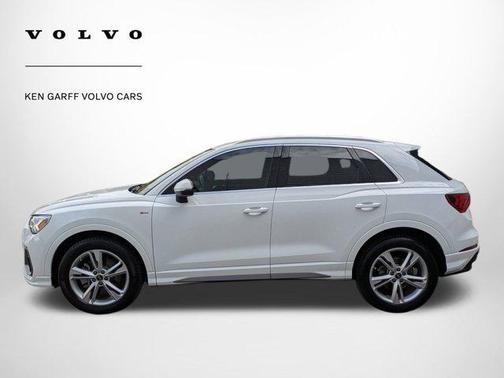 2023 Audi Q3 45 S line Premium Plus