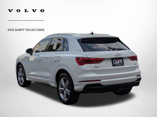 2023 Audi Q3 45 S line Premium Plus