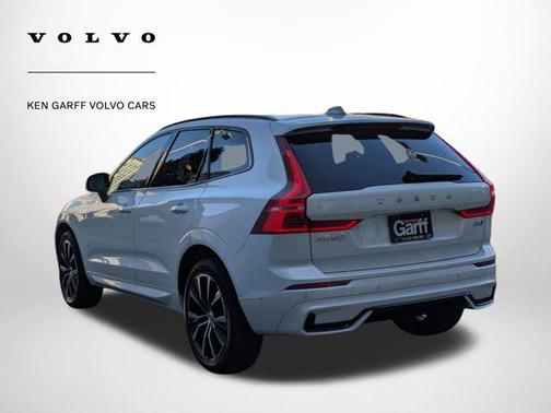 2025 Volvo XC60 B5 Plus