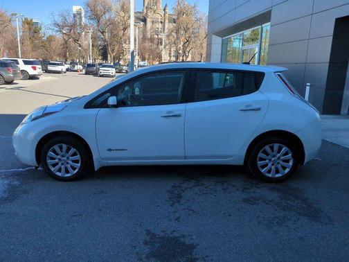 2015 Nissan Leaf S