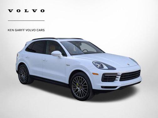 2023 Porsche Cayenne E-Hybrid S