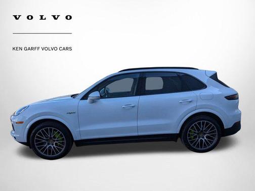 2023 Porsche Cayenne E-Hybrid S