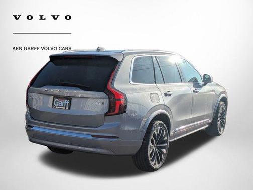 2026 Volvo XC90 B6 Plus 7-Seater