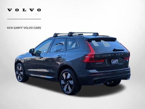 2024 Volvo XC60 Recharge Plug-In Hybrid T8 Plus Dark Theme