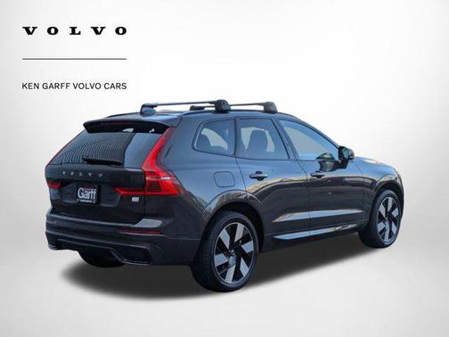 2024 Volvo XC60 Recharge Plug-In Hybrid T8 Plus Dark Theme
