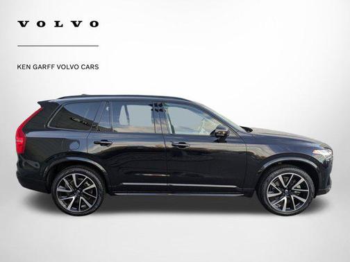 2023 Volvo XC90 Recharge Plug-In Hybrid T8 Ultimate Dark Theme 7-Seater