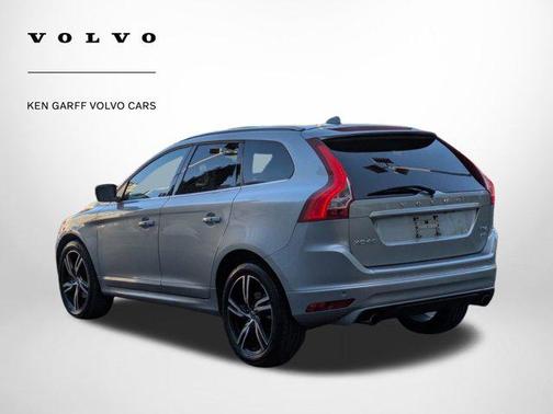 2017 Volvo XC60 T6 R-Design