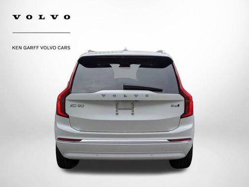 2026 Volvo XC90 B6 Plus 7-Seater