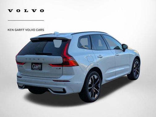 2026 Volvo XC60 B5 Plus