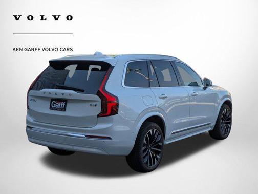 2026 Volvo XC90 B6 Plus 7-Seater