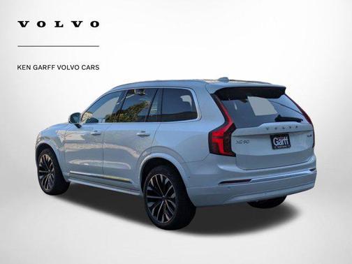 2026 Volvo XC90 B6 Plus 7-Seater