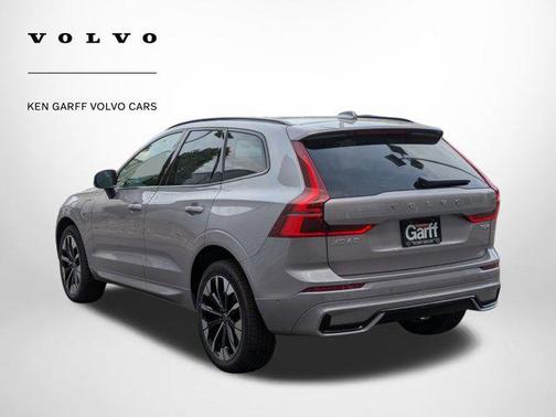 2026 Volvo XC60 Plug-In Hybrid T8 Plus