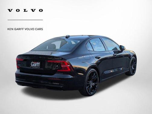 2023 Volvo S60 Recharge Plug-In Hybrid T8 Ultimate Black Edition
