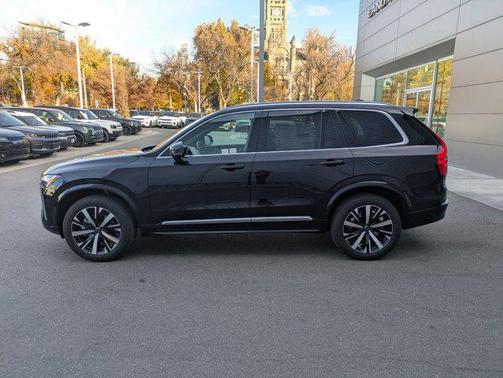 2026 Volvo XC90 B5 Core
