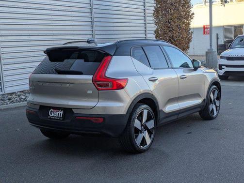 2024 Volvo XC40 Recharge Pure Electric Twin Plus