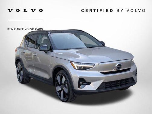 2024 Volvo XC40 Recharge Pure Electric Twin Plus