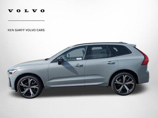 2025 Volvo XC60 B5 Ultra