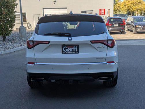 2023 Acura MDX Advance Package
