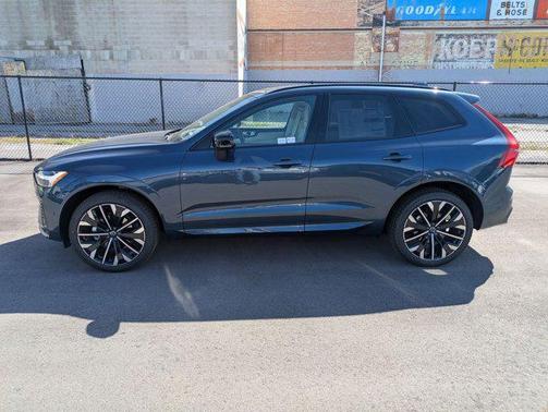 Denim Blue Metallic 2026 Volvo XC60 B5 Ultra