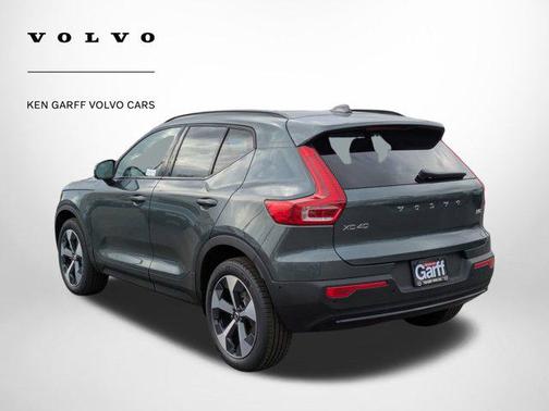 2026 Volvo XC40 B5 Plus