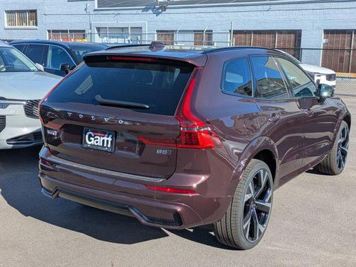 Mulberry Metallic 2026 Volvo XC60 B5 Ultra