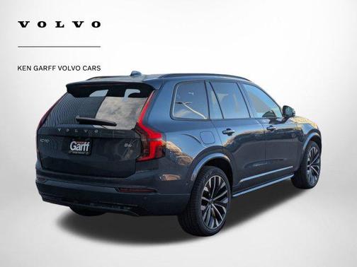 2026 Volvo XC90 B6 Ultra Dark Theme 7-Seater
