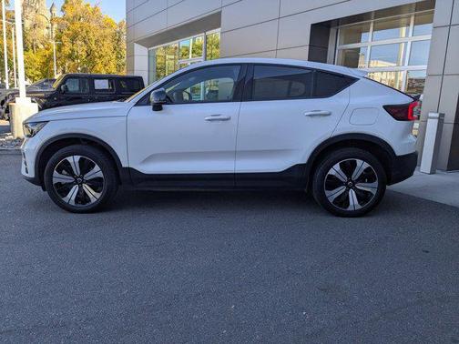 2023 Volvo C40 Recharge Pure Electric Twin Plus