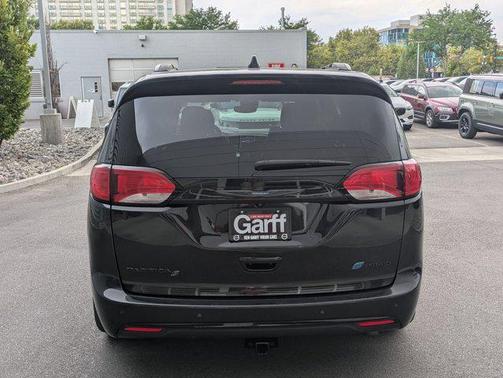 2019 Chrysler Pacifica Hybrid Limited