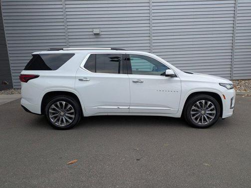 2022 Chevrolet Traverse Premier