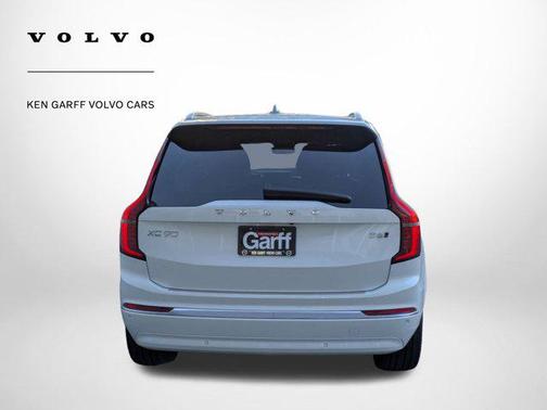 2026 Volvo XC90 B6 Plus 7-Seater