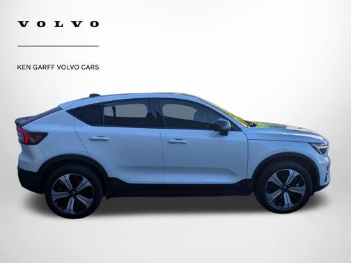 Crystal White Metallic 2023 Volvo C40 Recharge Pure Electric Twin Plus